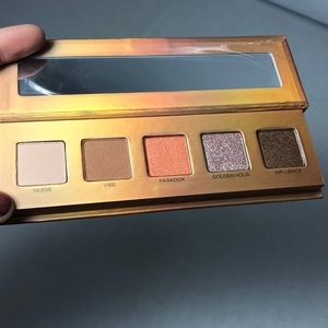 Urban Decay LightBeam palette